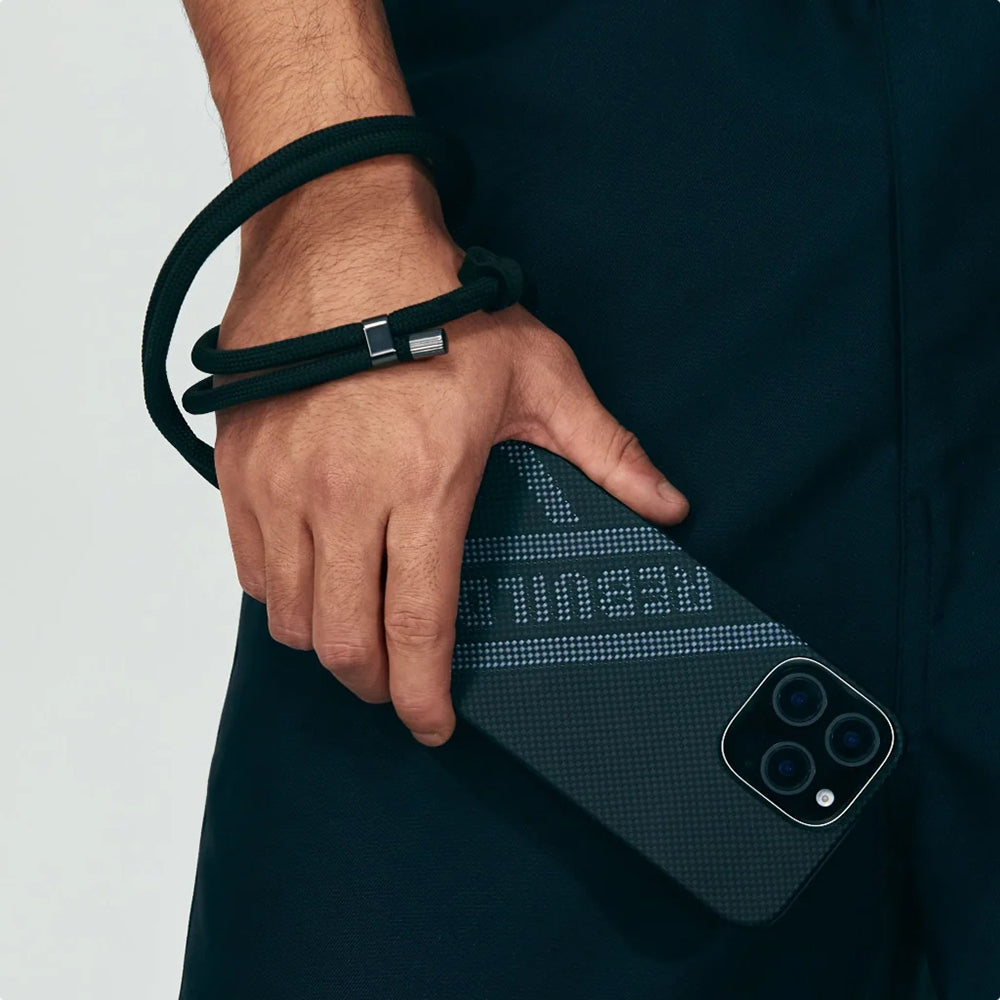 Pitaka Tactile Woven Rebuilding Serisi iPhone 16 Pro Max M-safe Şarj Özellikli Aramid Fiber Re-TROS Tasarımlı Kılıf Pitaka Tactile Woven Rebuilding Serisi iPhone 16 Pro Max M-safe Şarj Özellikli Aramid Fiber Re-TROS Tasarımlı Kılıf